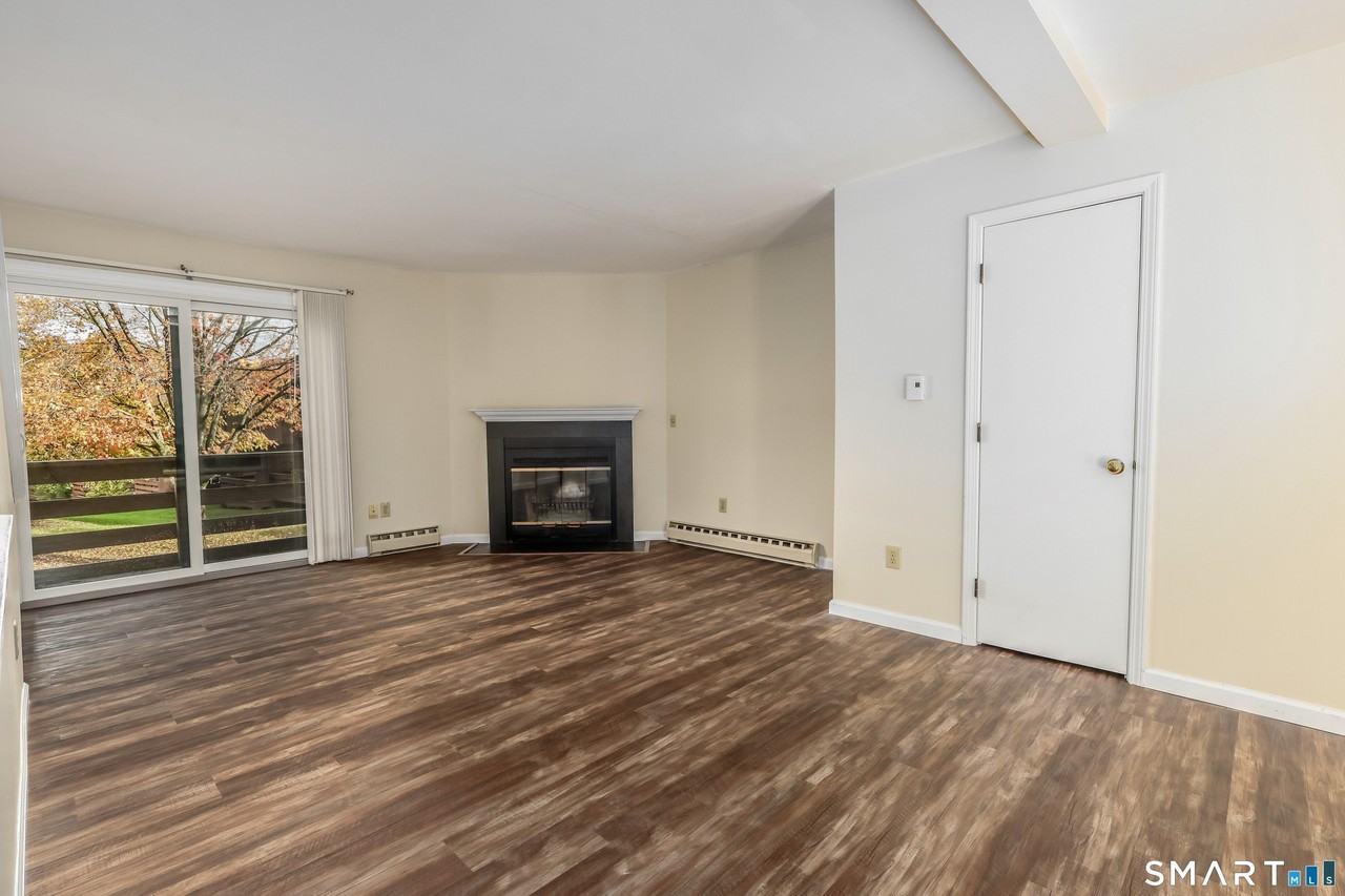 157 Shelter Rock Rd #56 - Photo 4 of 31