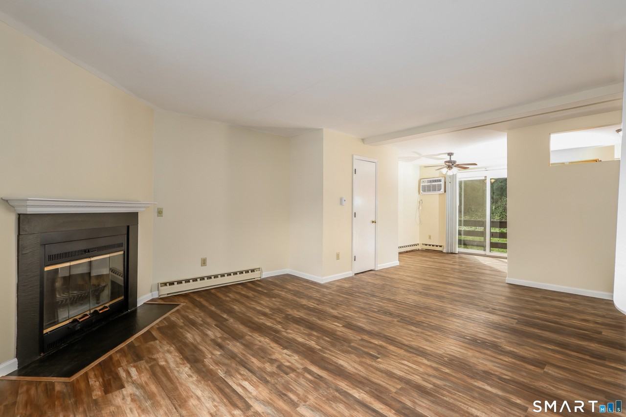 157 Shelter Rock Rd #56 - Photo 5 of 31