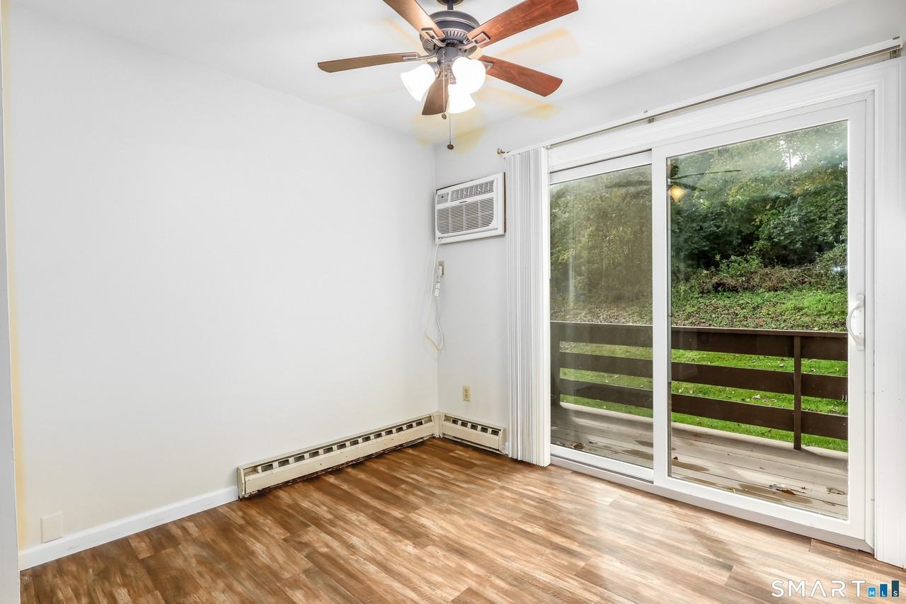 157 Shelter Rock Rd #56 - Photo 7 of 31