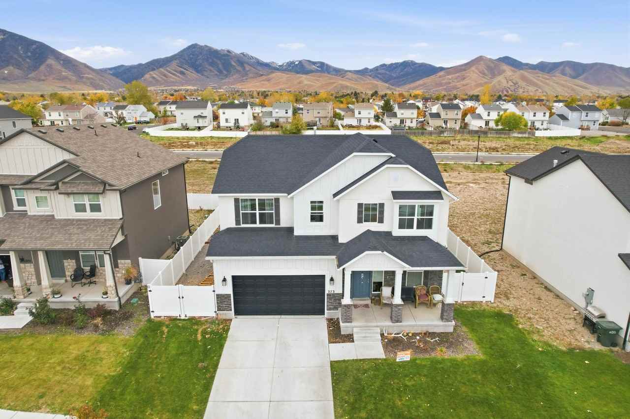373 W Quartz Rd #1 - Photo 4 of 45