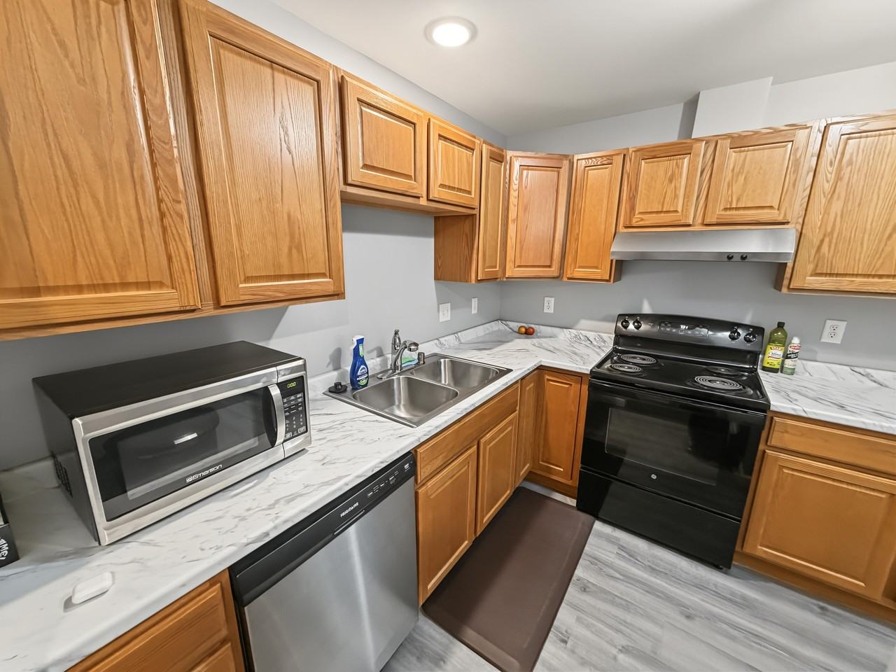 4530 Wright St #1 - Photo 2 of 7