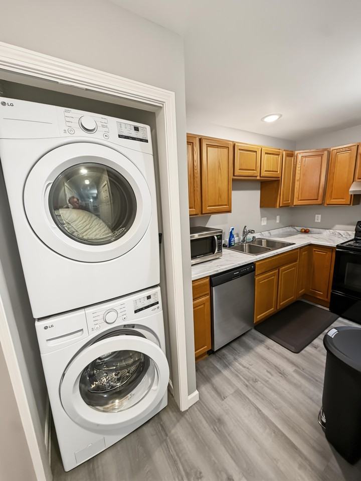 4530 Wright St #1 - Photo 4 of 7