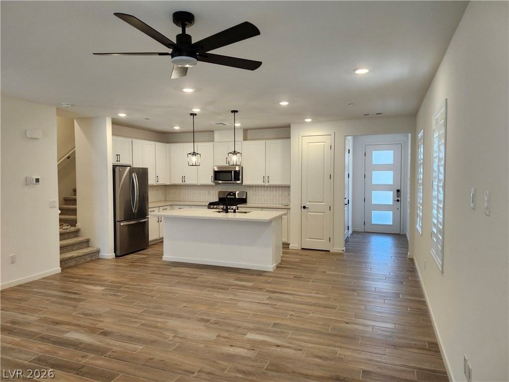 2383 Open Valley St - Photo 7 of 50