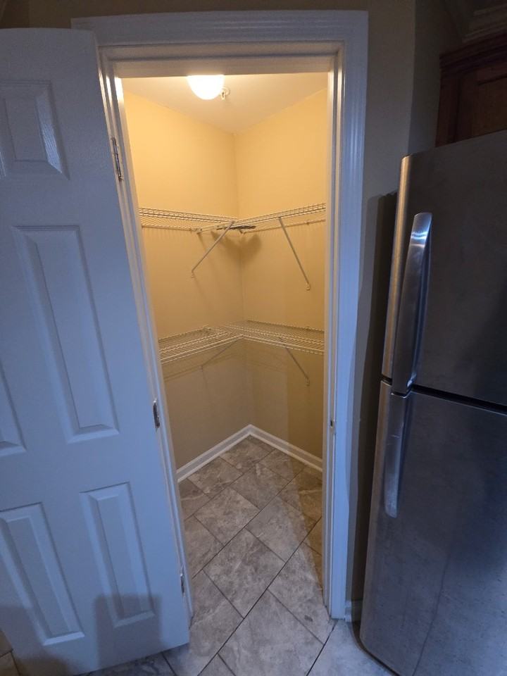 2969 Park St - Photo 5 of 10
