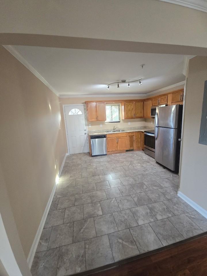 2969 Park St - Photo 6 of 10