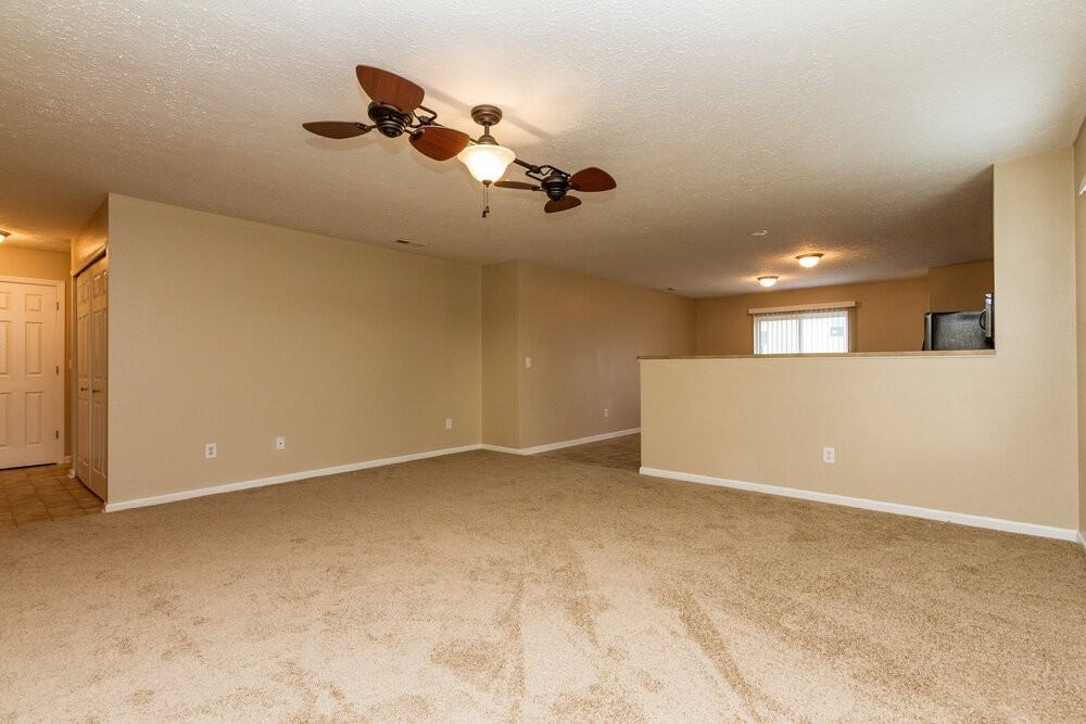8013 Cole Wood Blvd - Photo 4 of 15