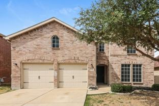 715 Hickory Ln - Photo 1 of 1