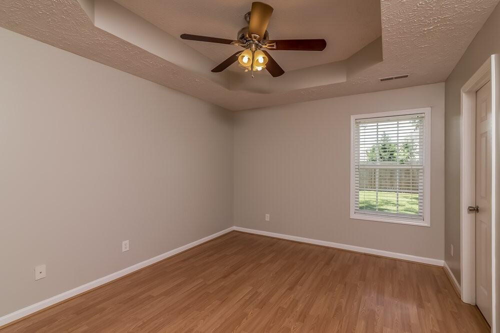 3013 Mesquite Dr - Photo 5 of 13