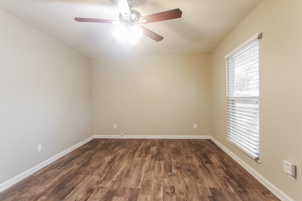 6206 Wixshire Dr - Photo 5 of 23