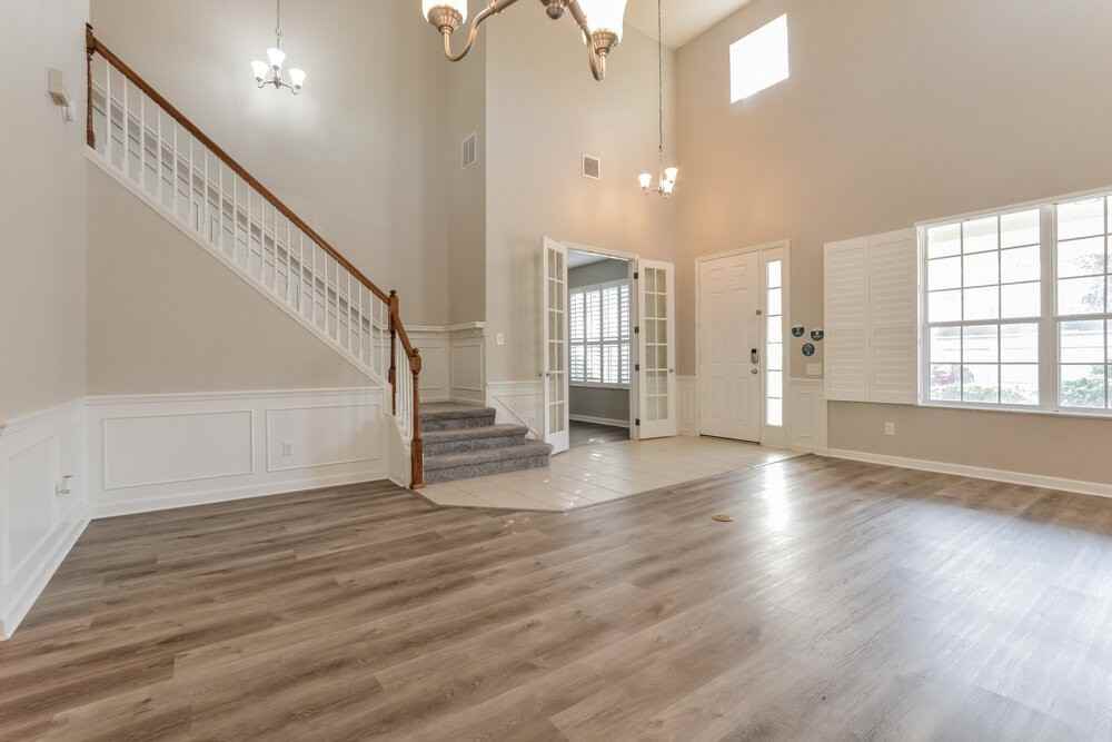 8463 Abbotsbury Dr - Photo 5 of 17