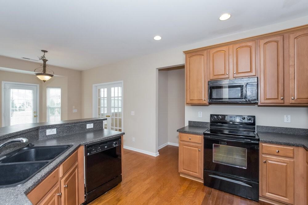 1219 Haden Dr - Photo 6 of 15