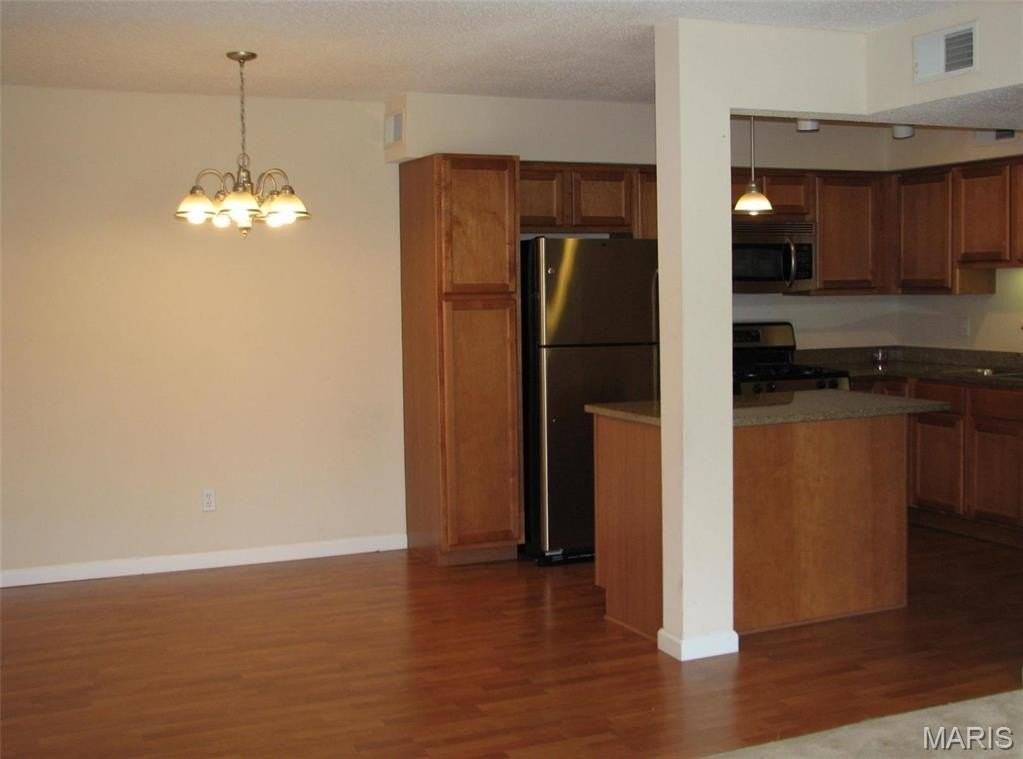 1380 Willow Brook Cove Ct - Photo 2 of 15