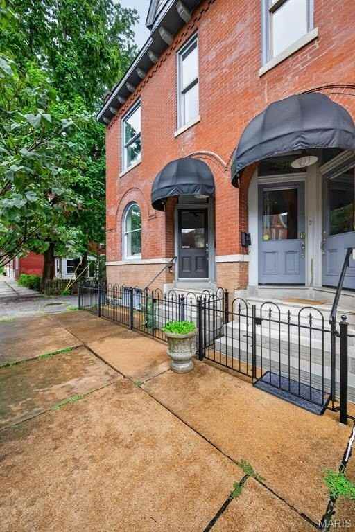3248 California Ave - Photo 2 of 46