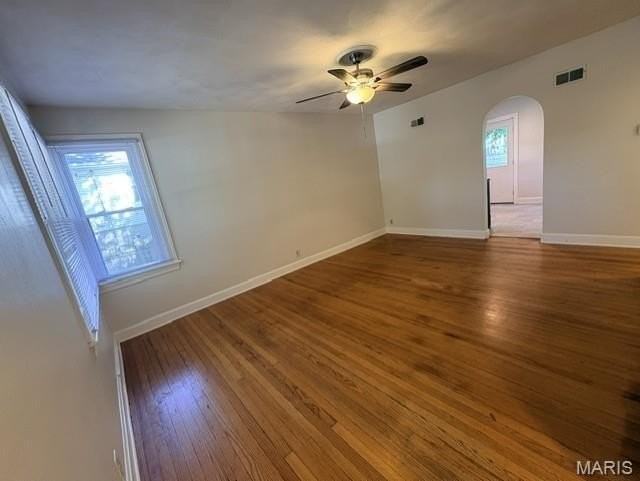 310 S Saint Clair St - Photo 4 of 21