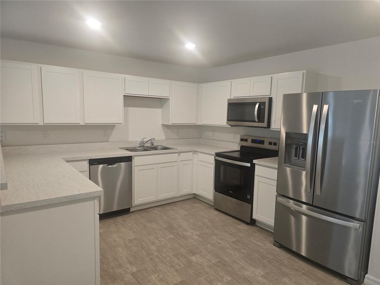 53 Orchid Ct - Photo 3 of 9