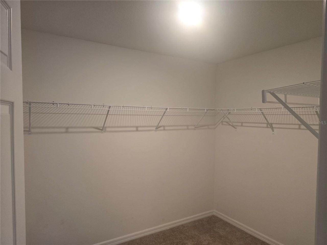 53 Orchid Ct - Photo 6 of 9