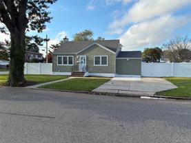 904 11th St - Photo 1 of 1