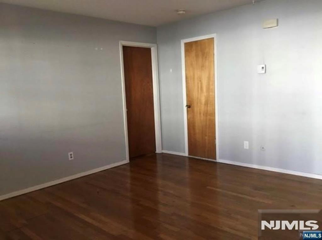 320 Elm Ave #C - Photo 5 of 12