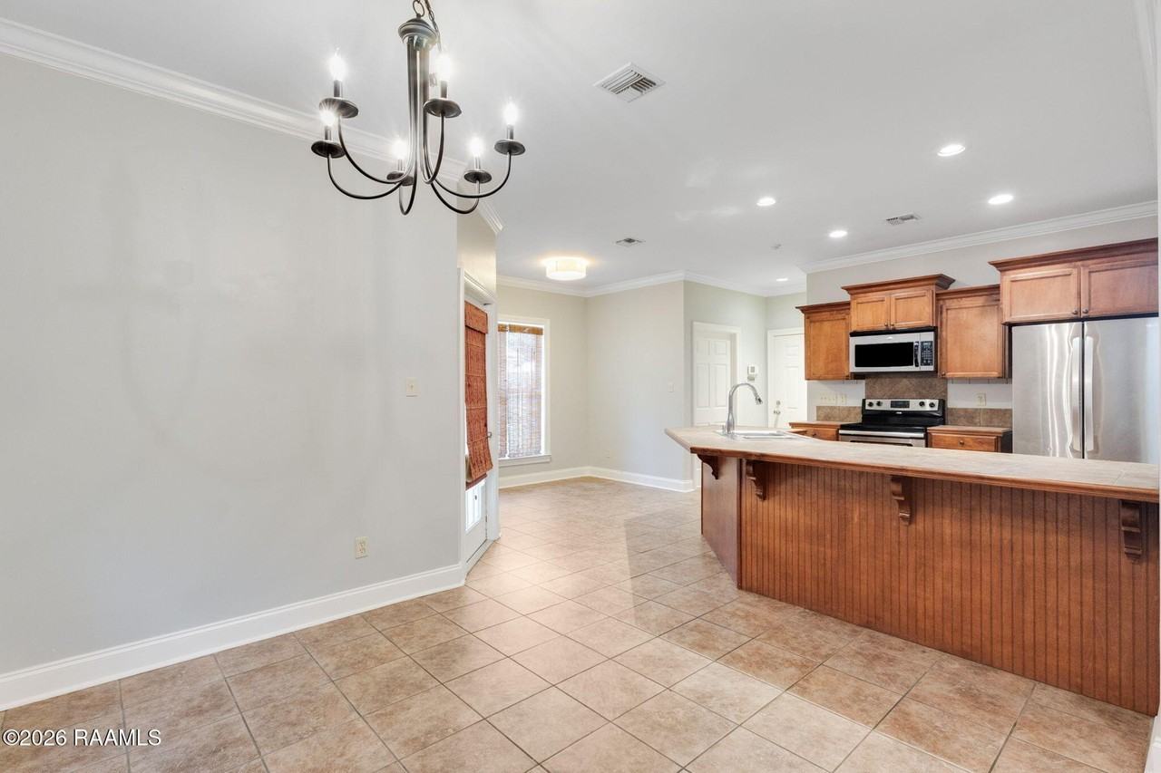 203 Rue Soleil - Photo 7 of 23
