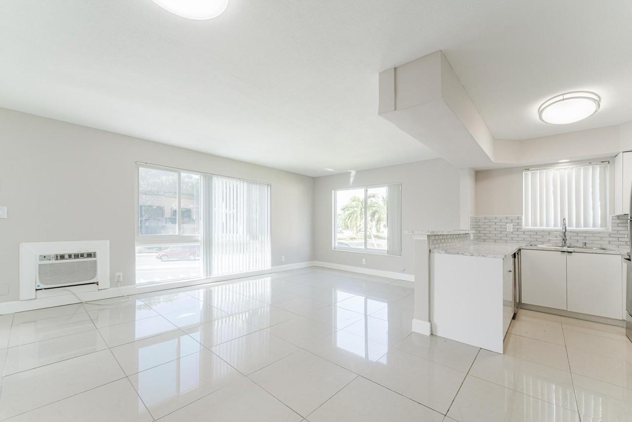431 West Camino Real #24-25 - Photo 5 of 8