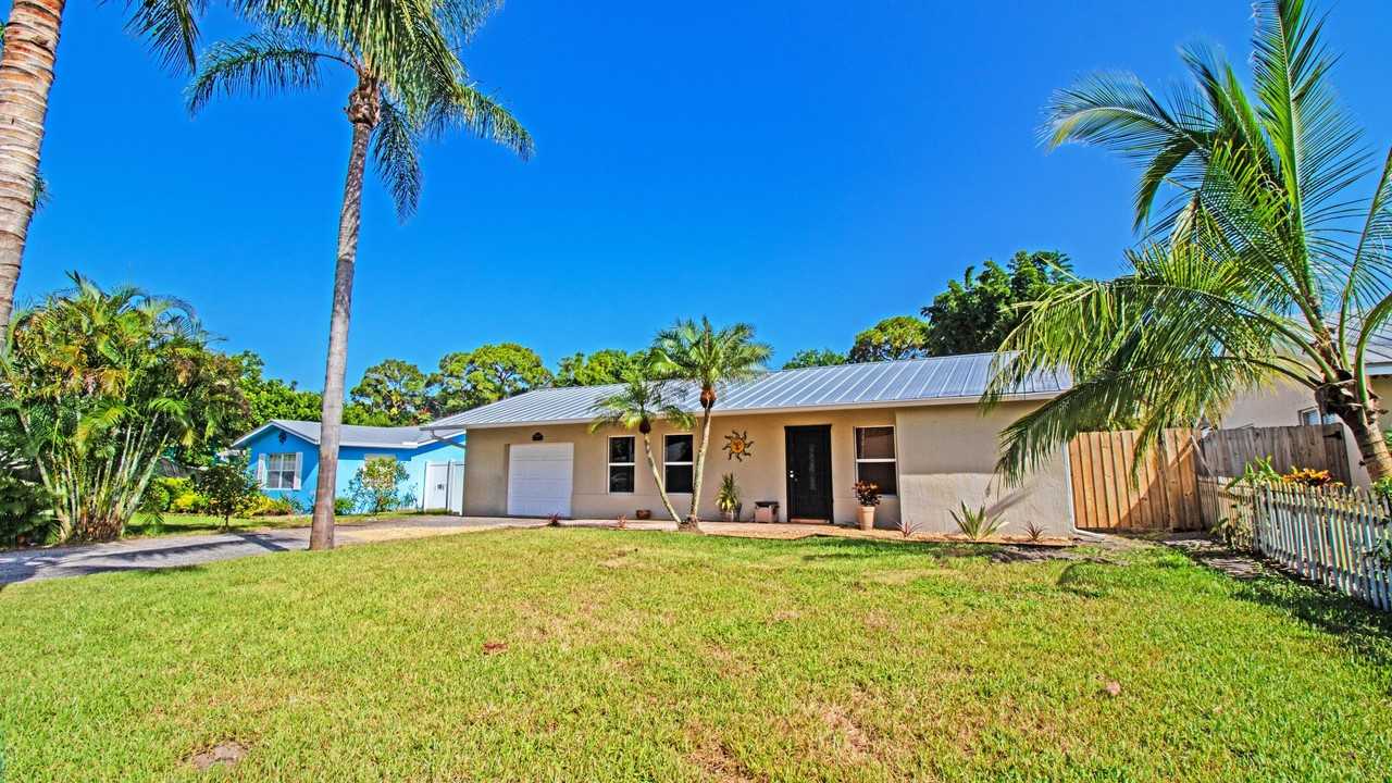 8804 Se Jardin St - Photo 4 of 50