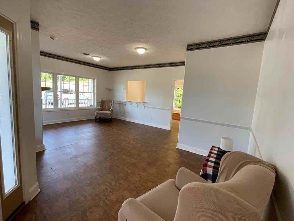 1236 Bear Trl - Photo 6 of 45