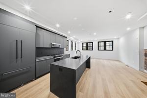 featured image of 2115 Ward Ct Nw #8