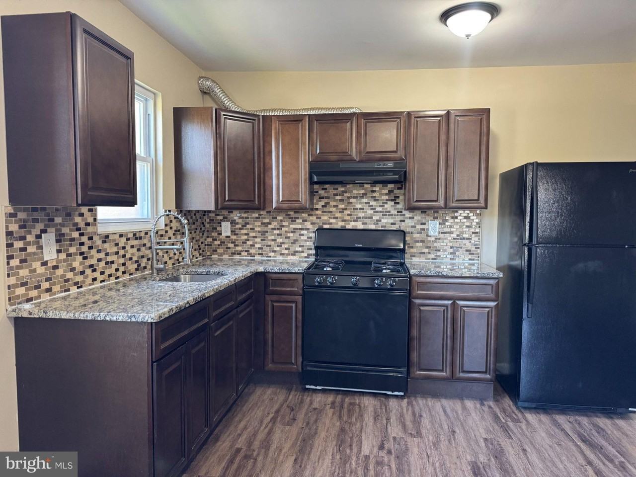 410 Folcroft Ave #3 - Photo 4 of 17