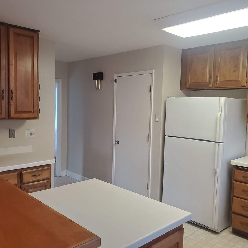 263 Donegal Way - Photo 5 of 36