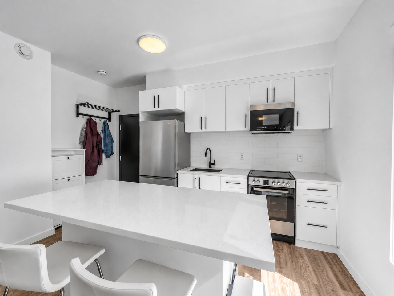 148 Glenlake Avenue #9 - Photo 3 of 25