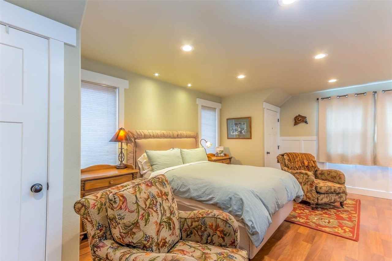 1345 Nw Cumberland Ave #1330987P - Photo 3 of 12