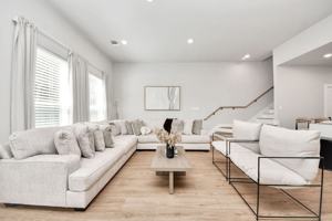 featured image of 4228 Knoxville St