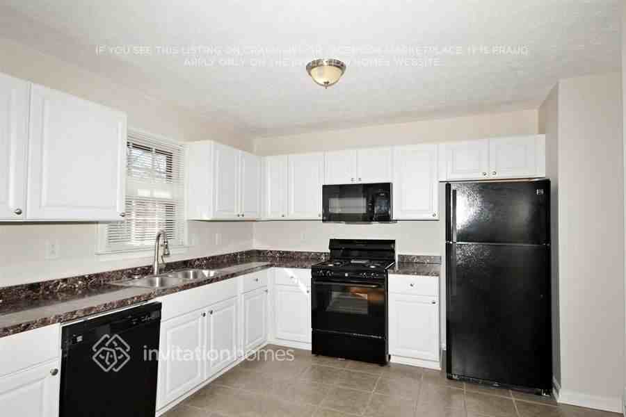 61 Winn Cir - Photo 5 of 19