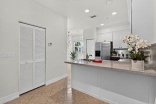 290 Northeast 5th Avenue #4 - Photo 1 of 1