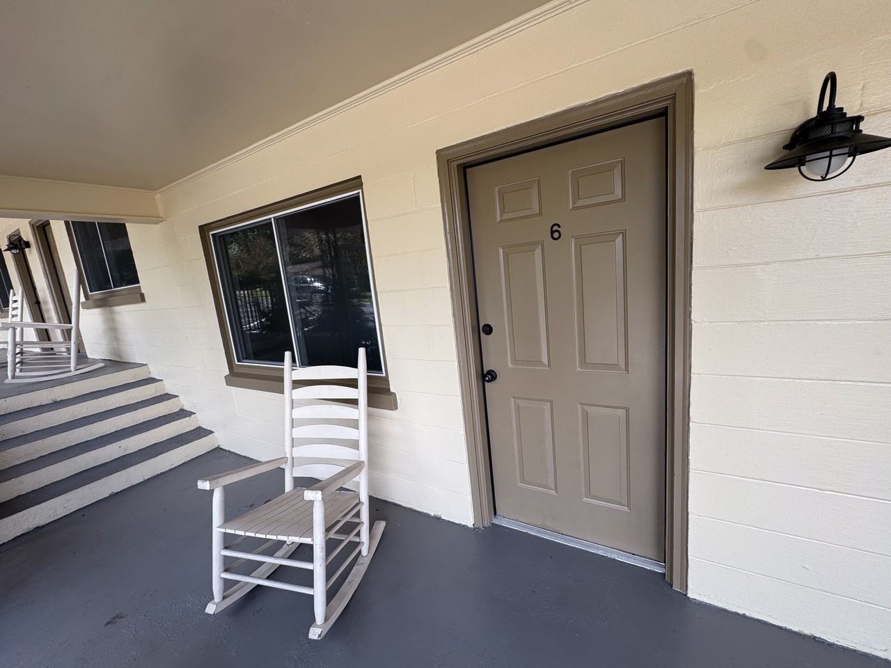 1595 Soco Rd #6