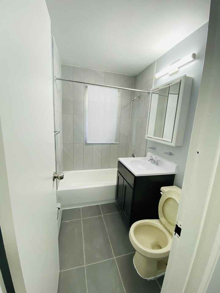 364 Williamson Street ##C5 - Photo 6 of 11
