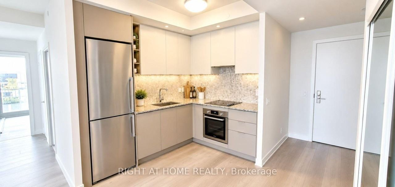 120 Parliament Street #8 - Photo 2 of 21