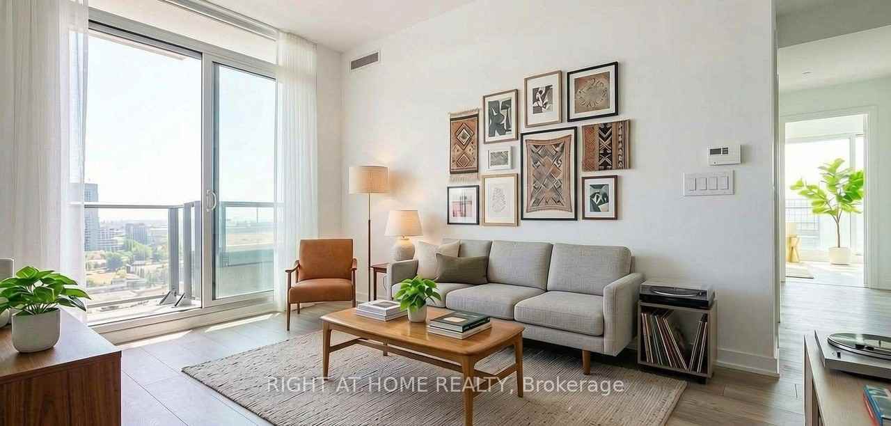 120 Parliament Street #8 - Photo 4 of 21
