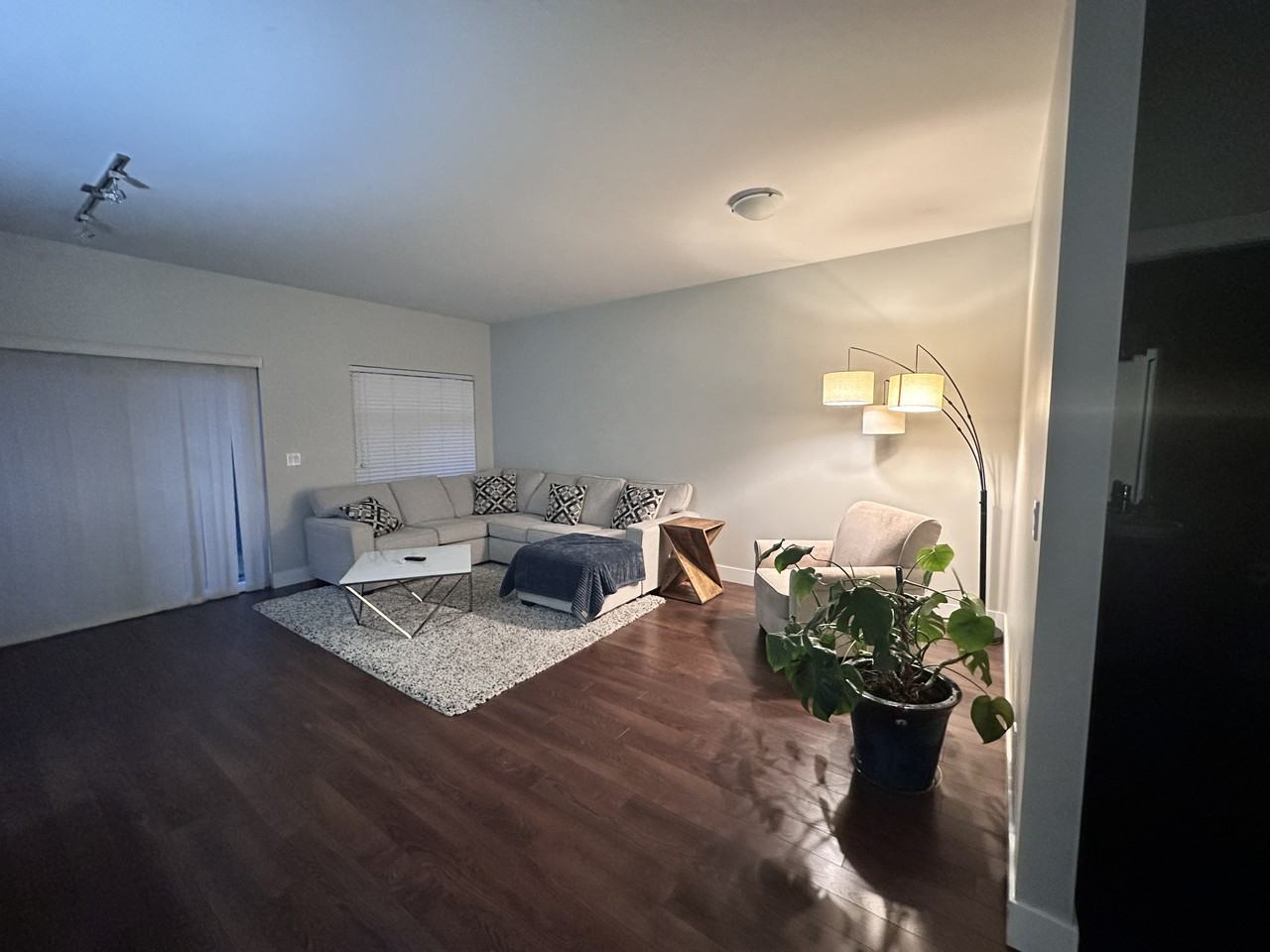 6299 144 Street #75 - Photo 6 of 10