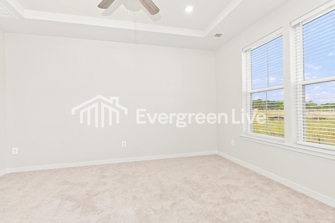 1250 Resort Blvd - Photo 7 of 16