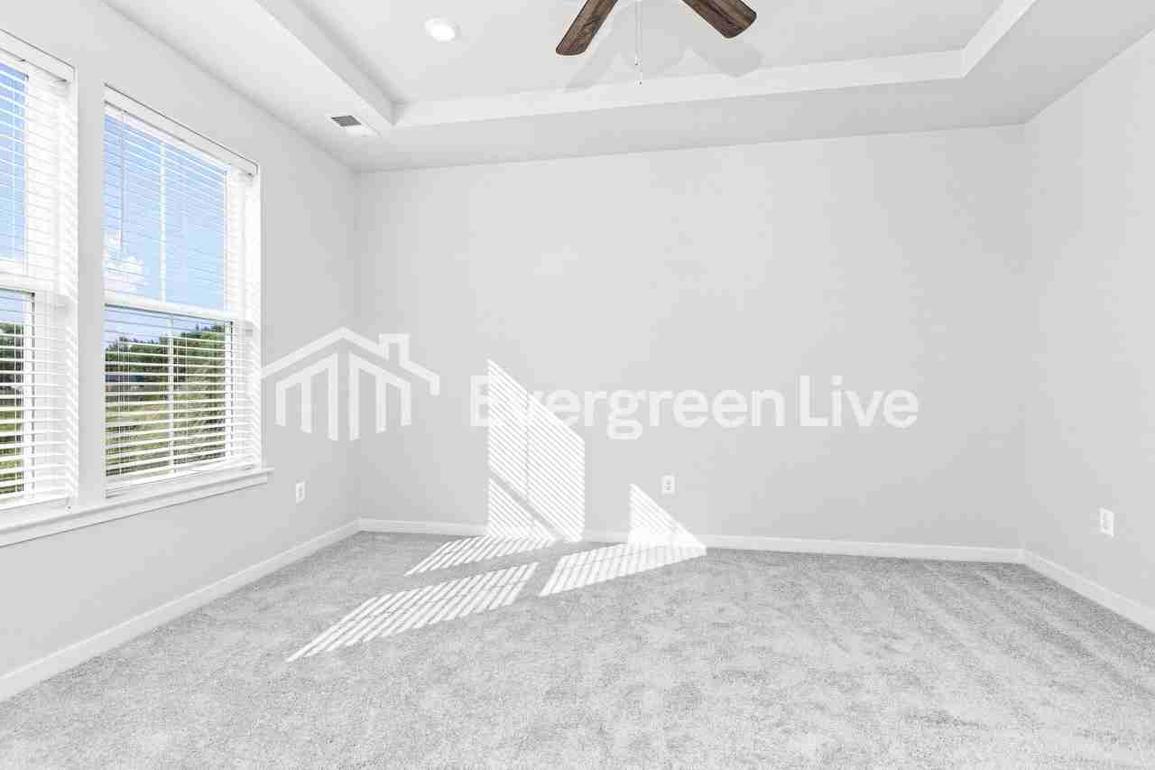 1293 Resort Blvd - Photo 7 of 15