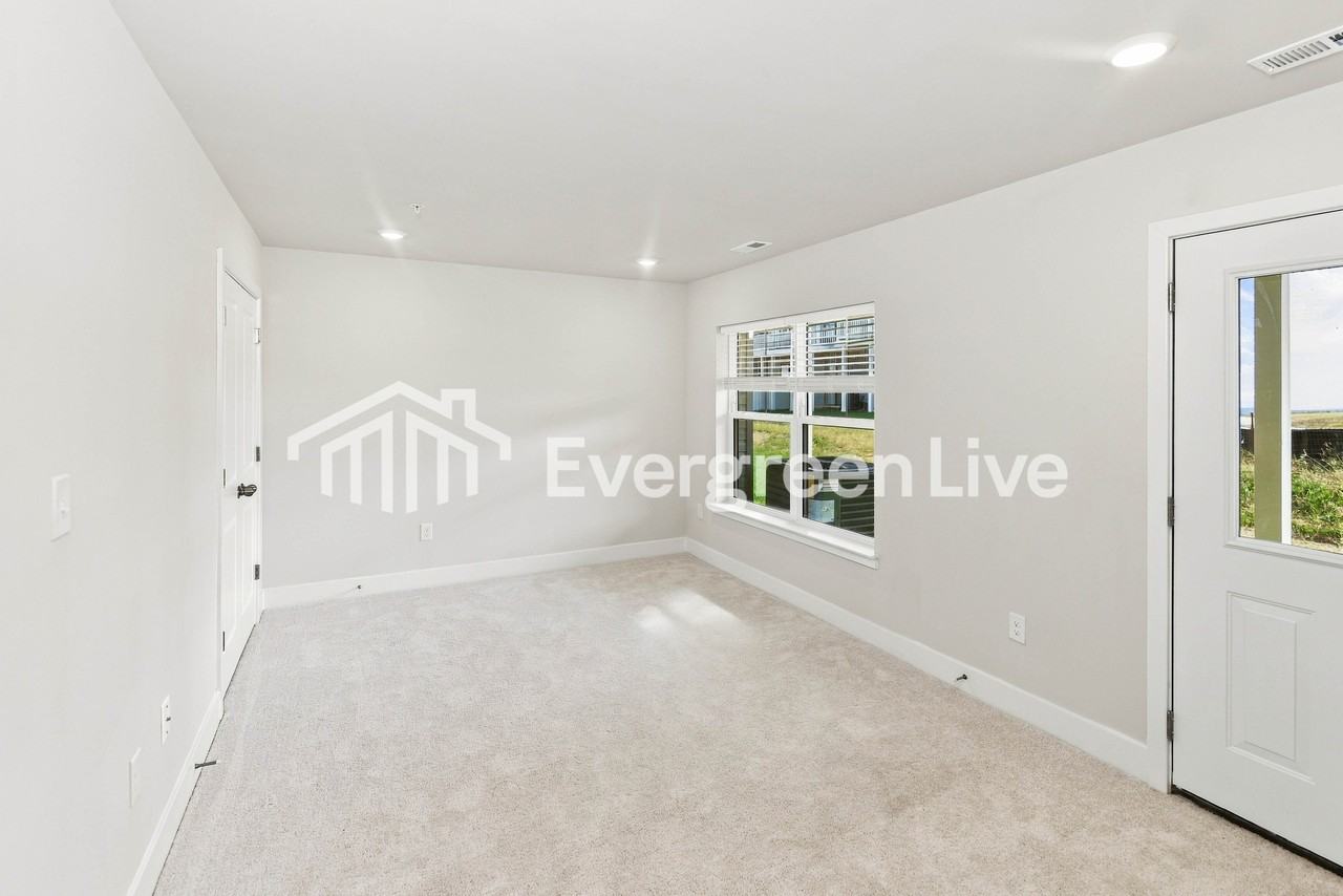 7731 Red Moon Way - Photo 2 of 15