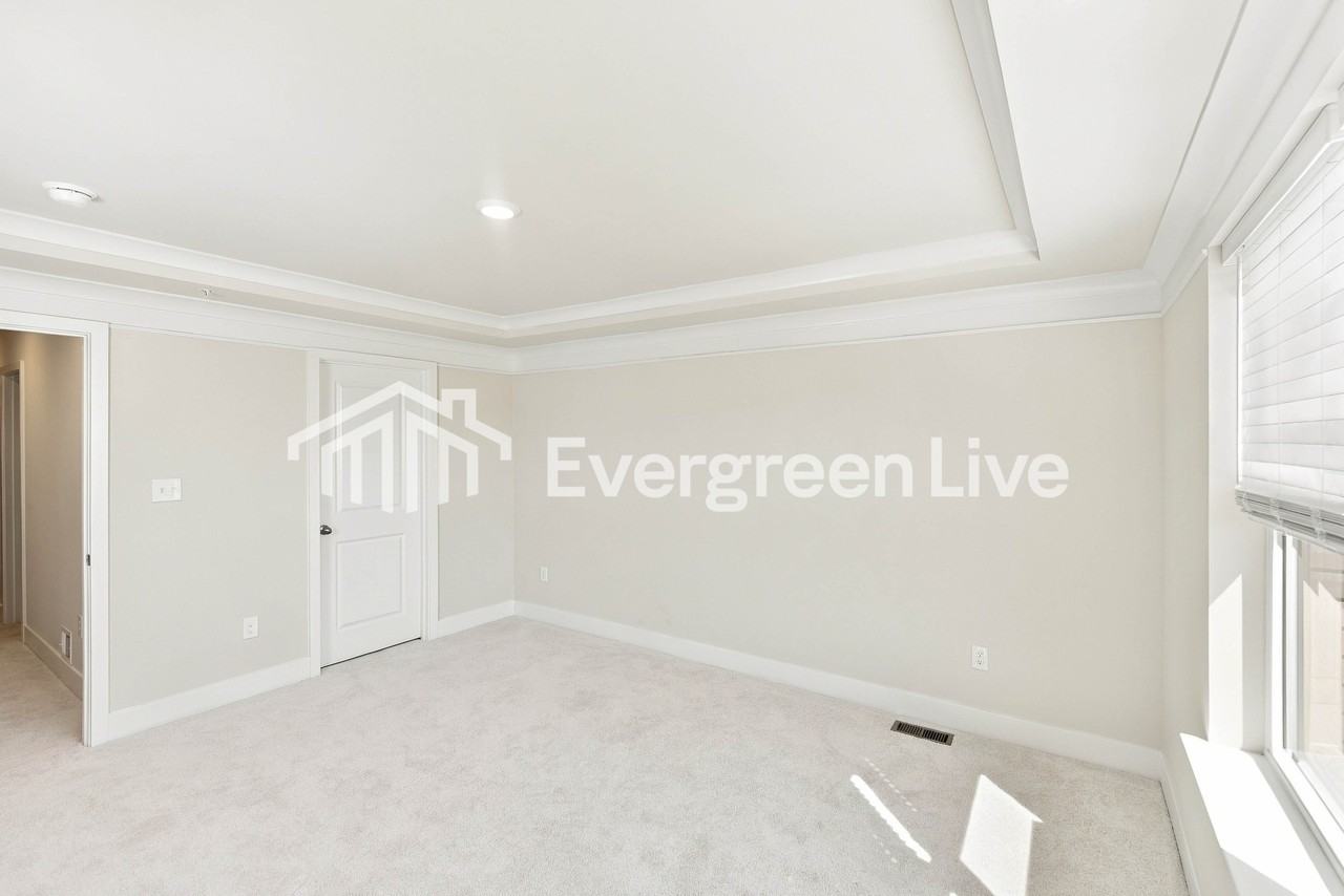 7731 Red Moon Way - Photo 6 of 15