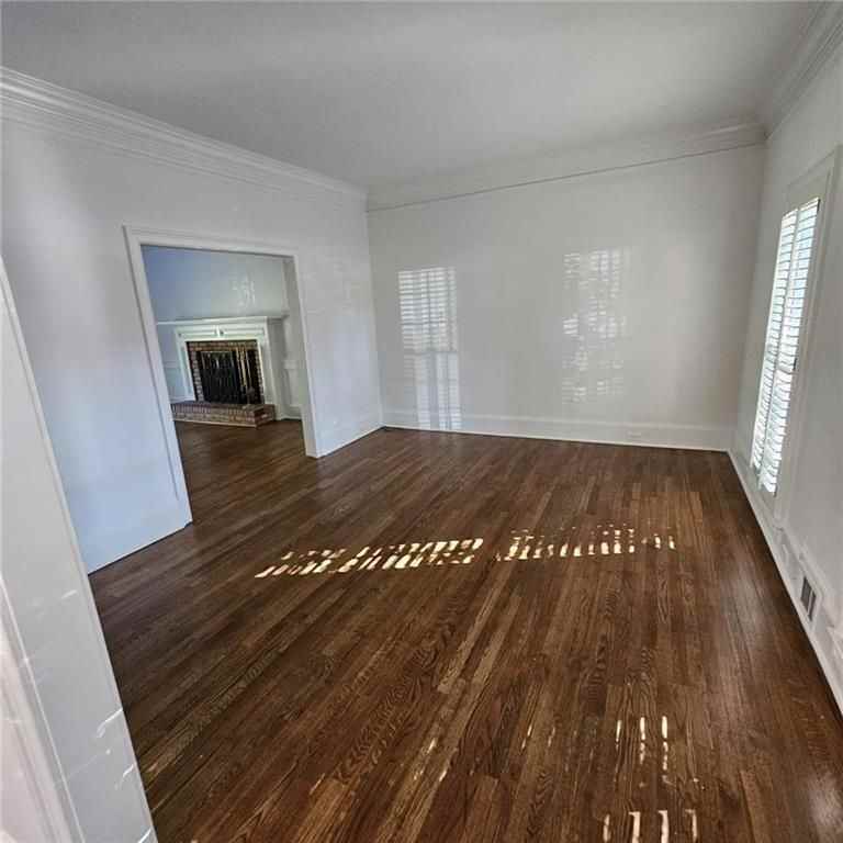 8635 Lake Glen Ct - Photo 5 of 31