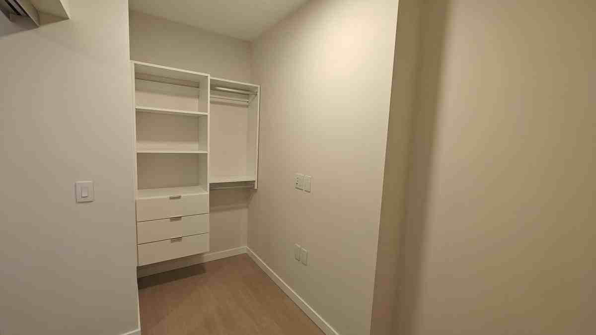 2000 Gilmore Avenue - Photo 5 of 16