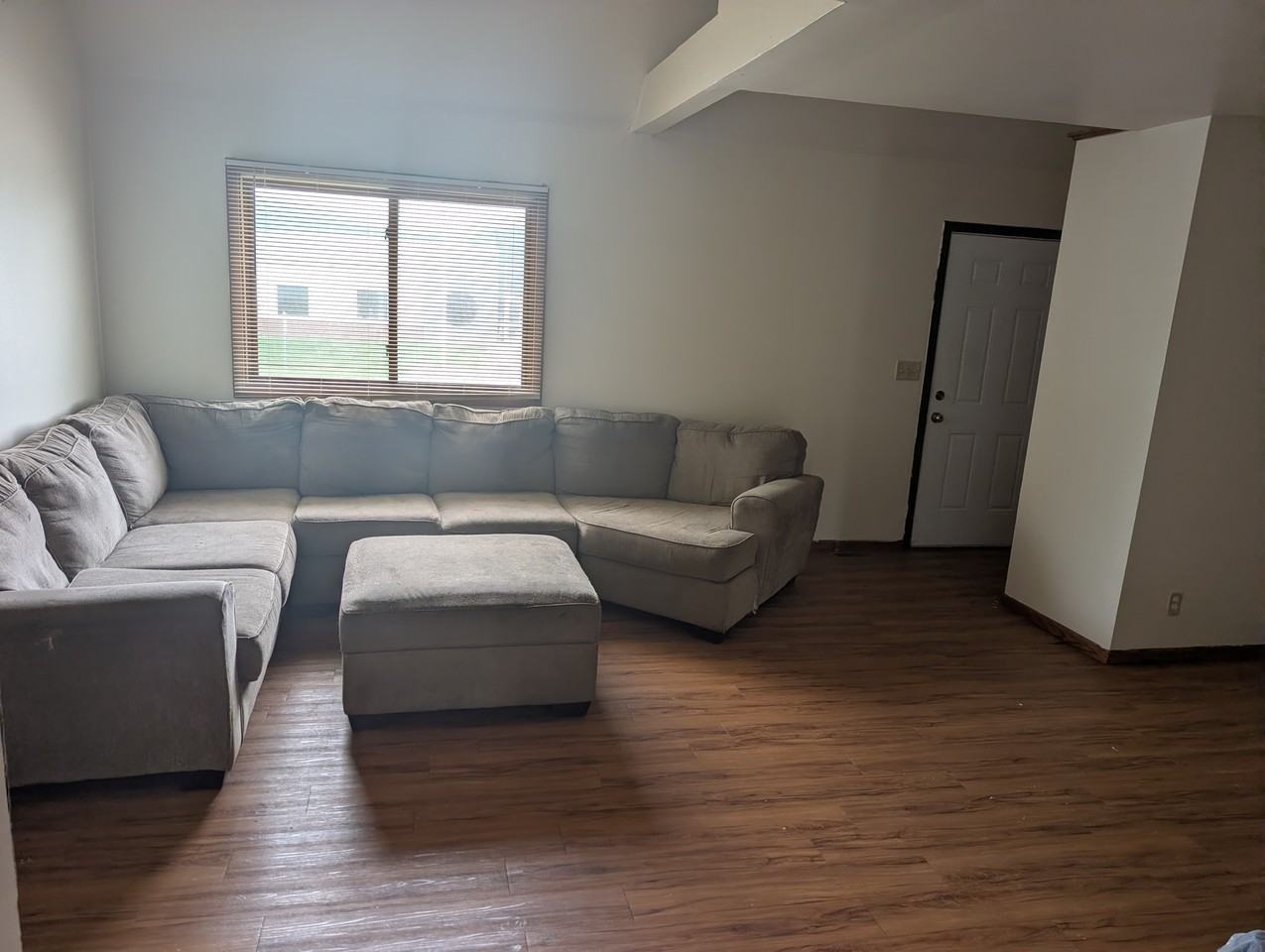 809 Edgebrook Drive #15 - Photo 5 of 35