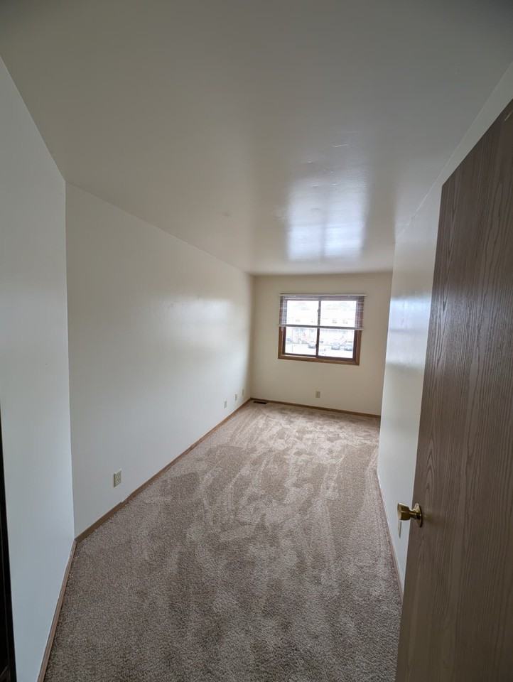 809 Edgebrook Drive #15 - Photo 7 of 35