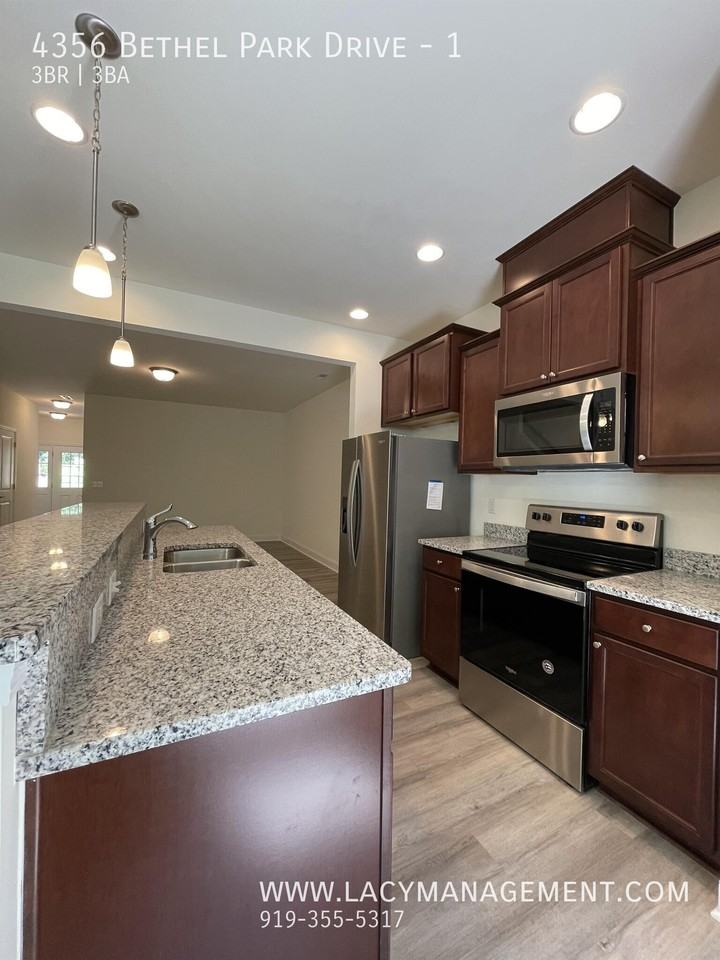 4356 Bethel Park Dr #1 - Photo 6 of 26