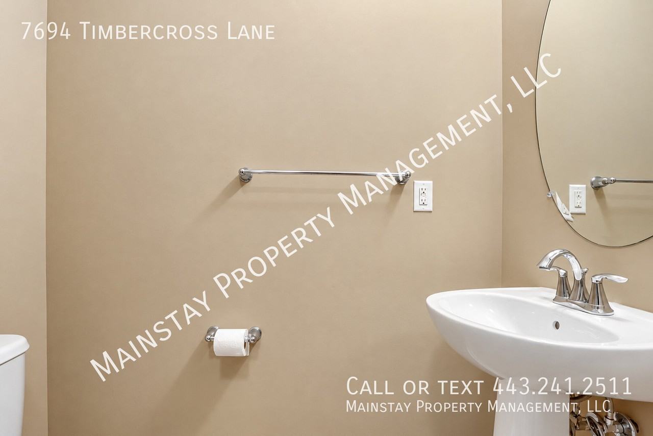 7694 Timbercross Ln - Photo 4 of 20