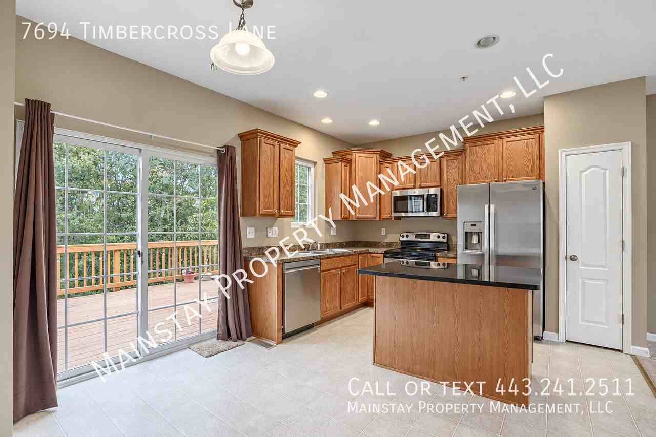 7694 Timbercross Ln - Photo 7 of 20